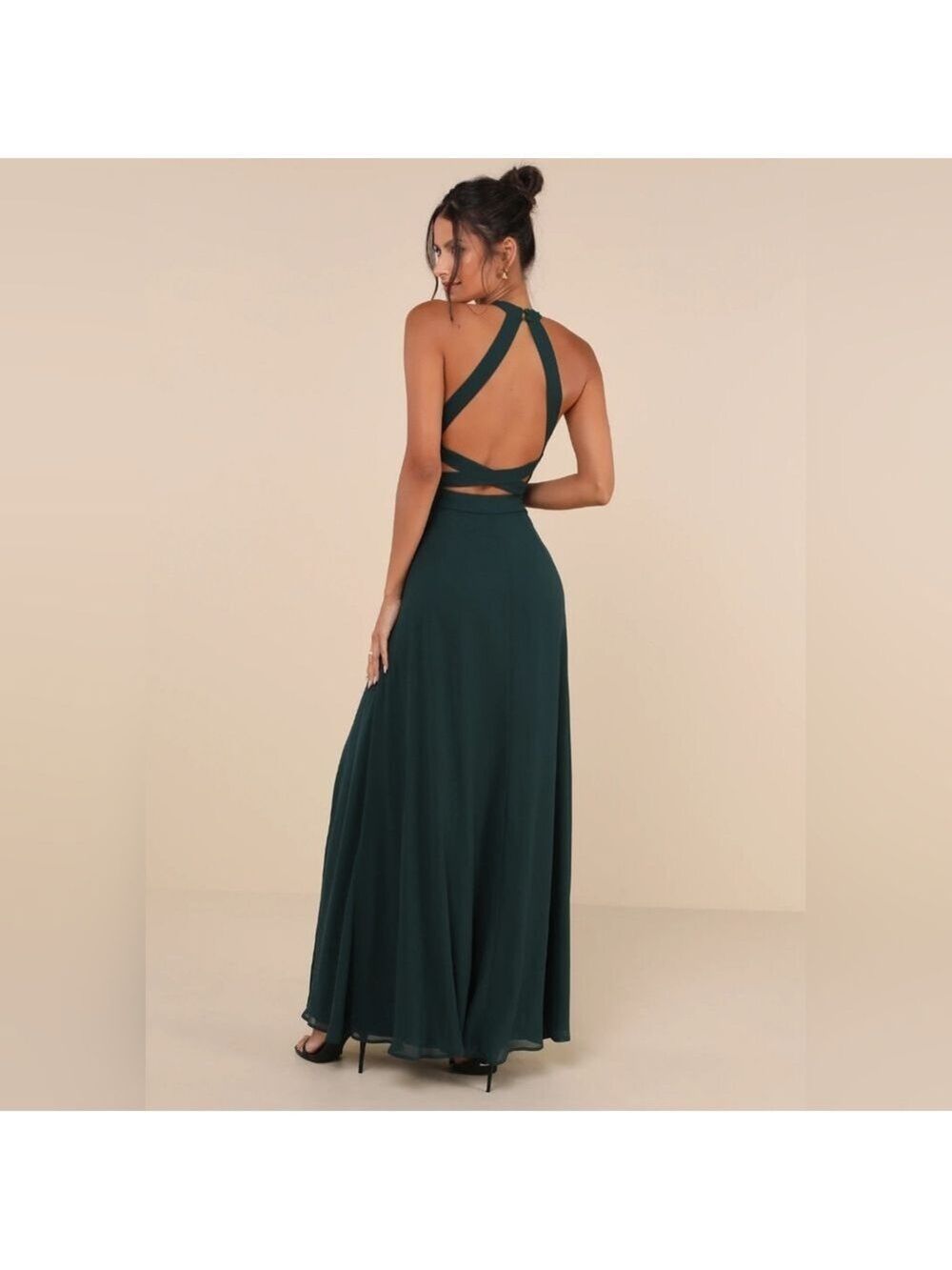 Lulus - Confidently Charismatic Emerald Backless Halter Maxi Dress - Picture 3 of 10